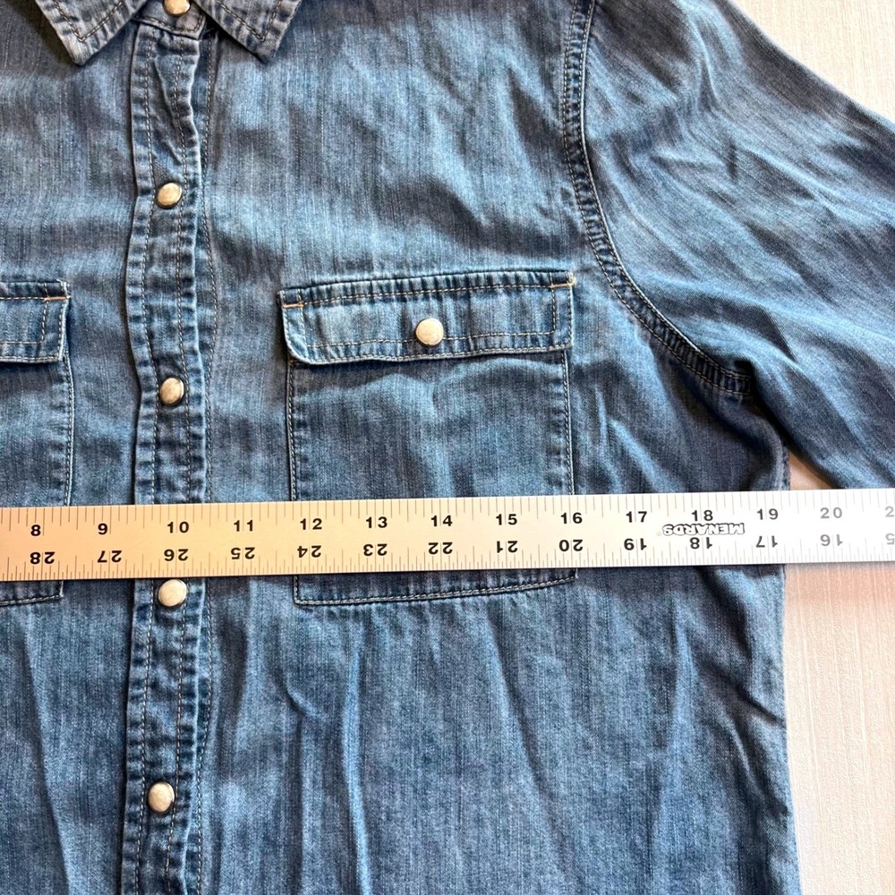 White House Black Market Denim Button-Down Shirt - Blue - Picture 6 of 7
